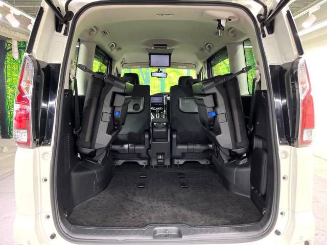Nissan SERENA 2018-01 182684-11