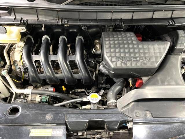 Nissan SERENA 2018-01 182684-18