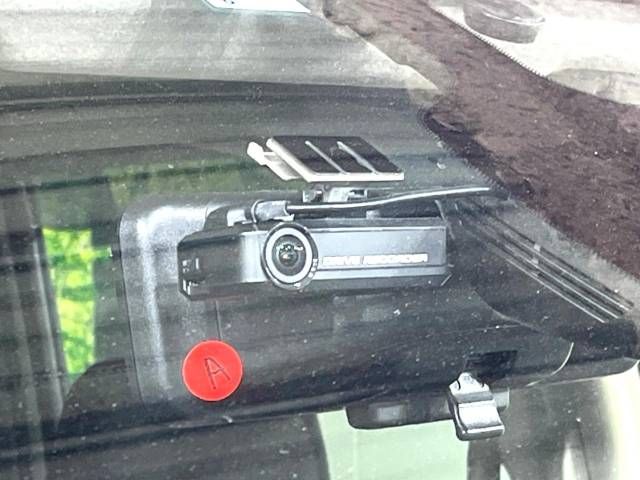 Nissan SERENA 2018-01 182684-4