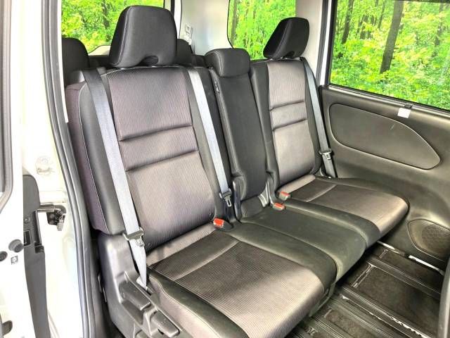 Nissan SERENA 2019-03 12252-10