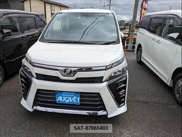 Toyota VOXY 2017-11 235210-0