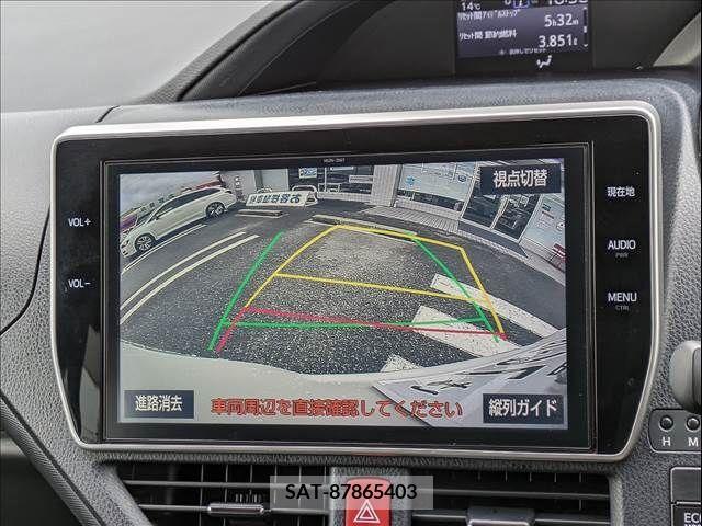 Toyota VOXY 2017-11 235210-13