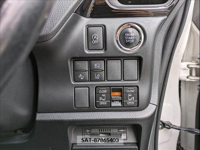 Toyota VOXY 2017-11 235210-9