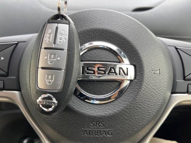 Nissan SERENA 2018-06 185119-6