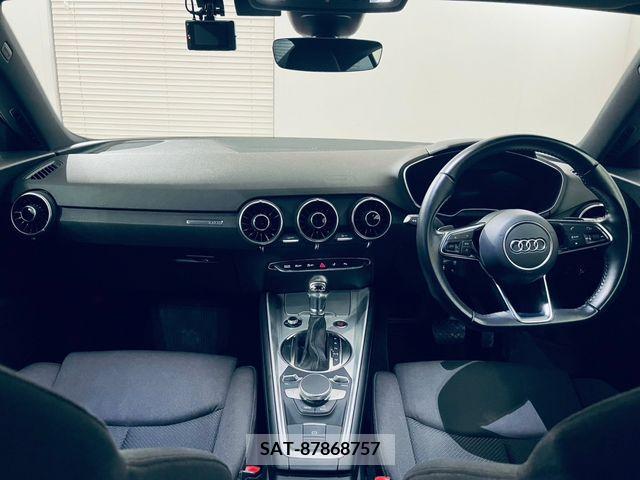 Audi TT 2016-08 262272-1