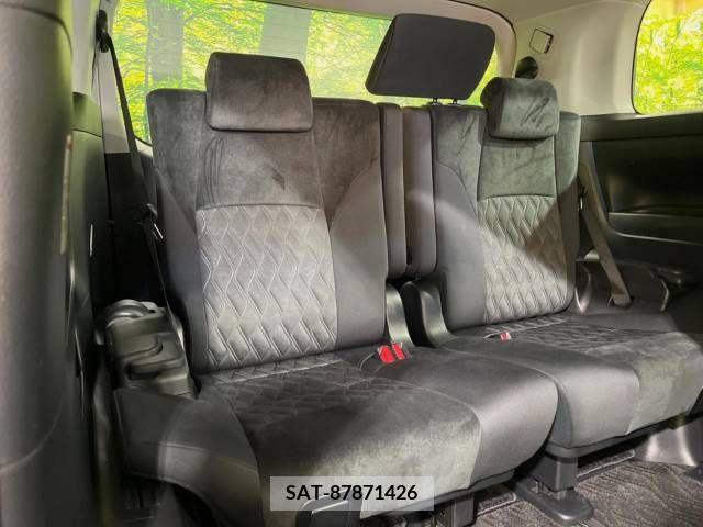Toyota ALPHARD 2018-03 241734-12
