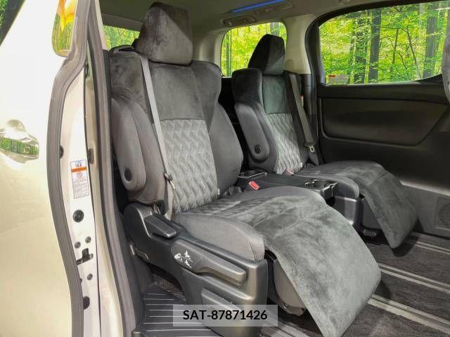 Toyota ALPHARD 2018-03 241734-11