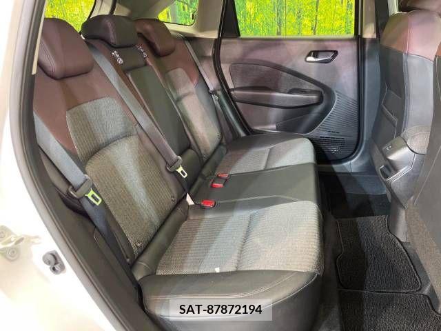 Nissan AURA 2023-06 215101-9