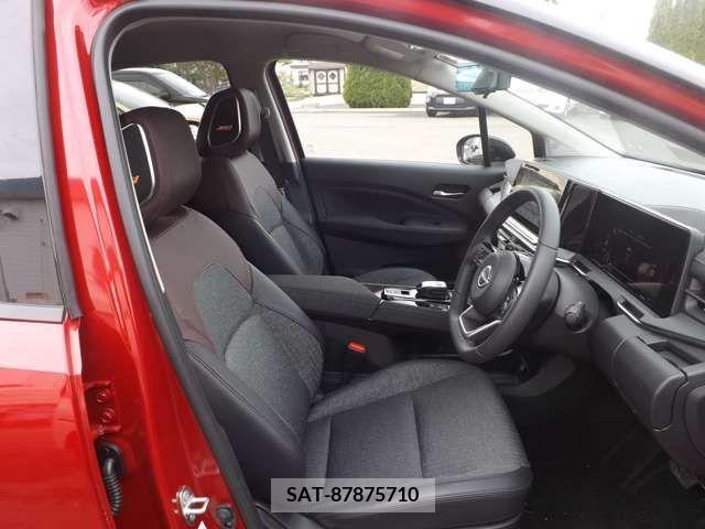 Nissan AURA 2023-09 261834-11