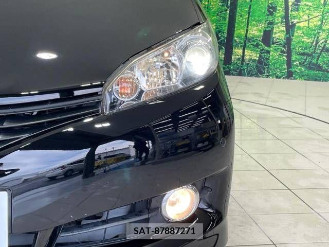 Toyota WISH 2011-02 378534-12