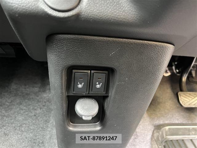 Suzuki HUSTLER 2020-01 272497-17