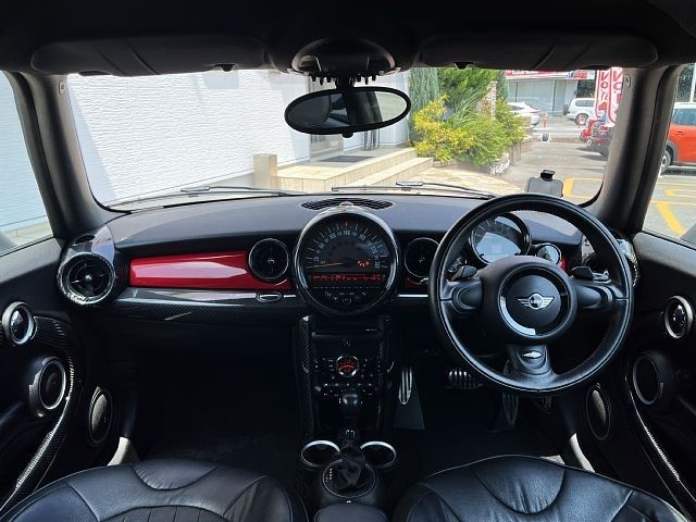 Bmw MINI 2013-01 15599-1
