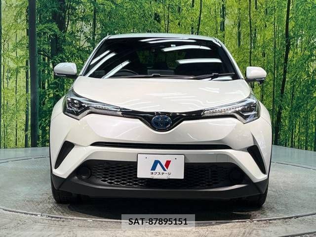 Toyota C-HR 2018-05 336497-14