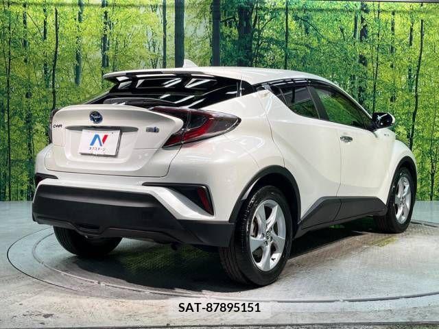 Toyota C-HR 2018-05 336497-17