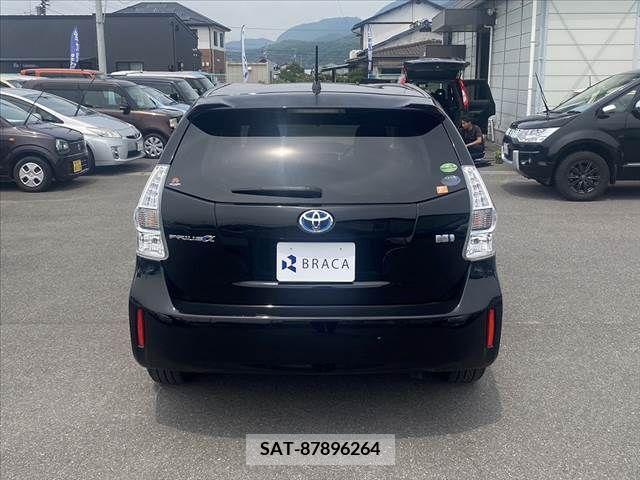 Toyota PRIUS ALPHA 2014-07 282522-11