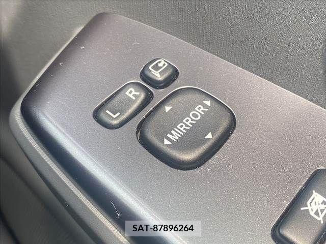 Toyota PRIUS ALPHA 2014-07 282522-29