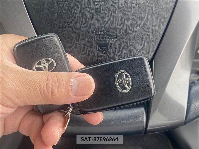 Toyota PRIUS ALPHA 2014-07 282522-25