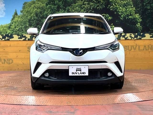 Toyota C-HR 2018-09 27015-14