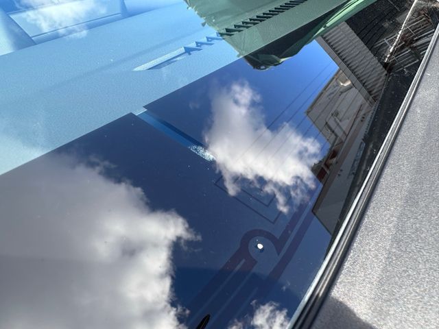 Toyota PRIUS 2023-09 188265-13
