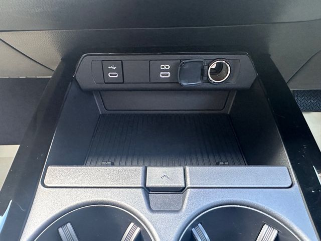 Toyota PRIUS 2023-09 188265-26