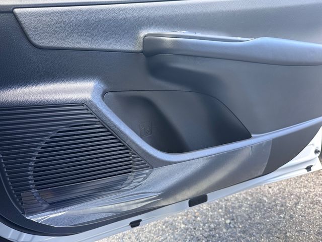 Toyota PRIUS 2023-09 188265-23