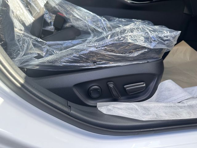 Toyota PRIUS 2023-09 188265-15