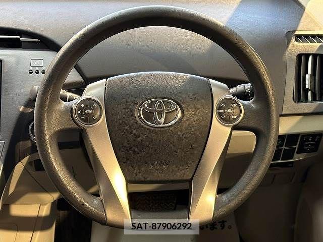 Toyota PRIUS 2012-11 212055-12