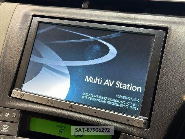 Toyota PRIUS 2012-11 212055-2
