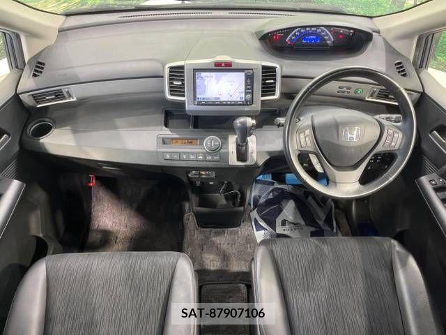 Honda FREED 2012-06 360547-1