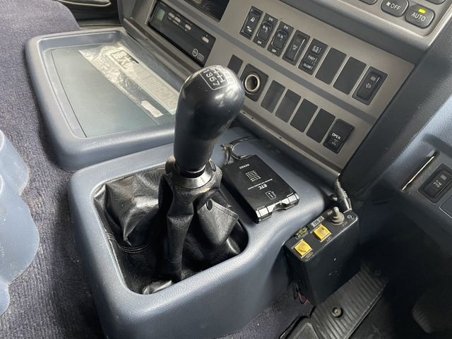 Hino PROFIA 2008-09 192614-28