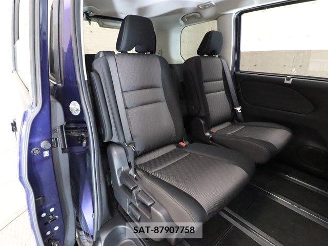 Nissan SERENA 2021-06 367653-4