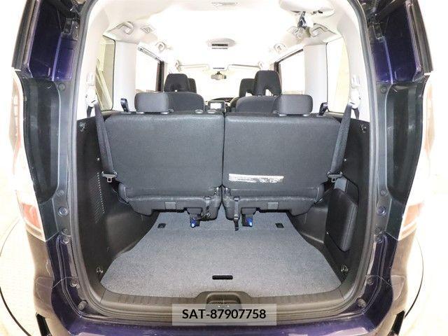 Nissan SERENA 2021-06 367653-8