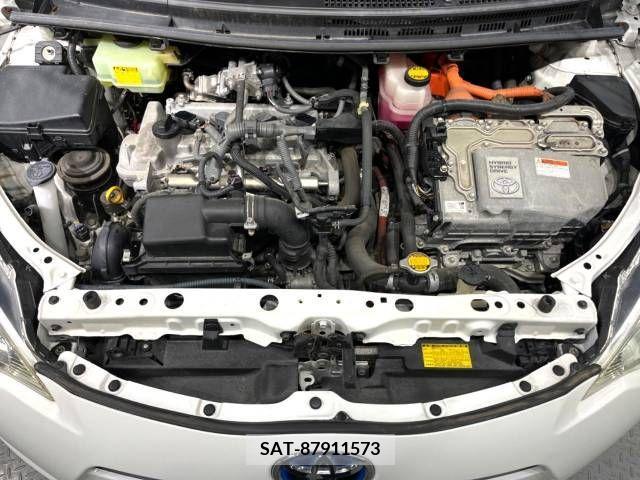 Toyota AQUA 2012-06 313927-18