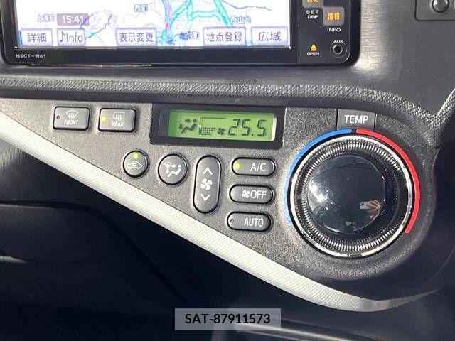 Toyota AQUA 2012-06 313927-6