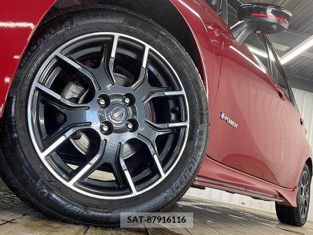 Nissan NOTE 2017-05 223589-19