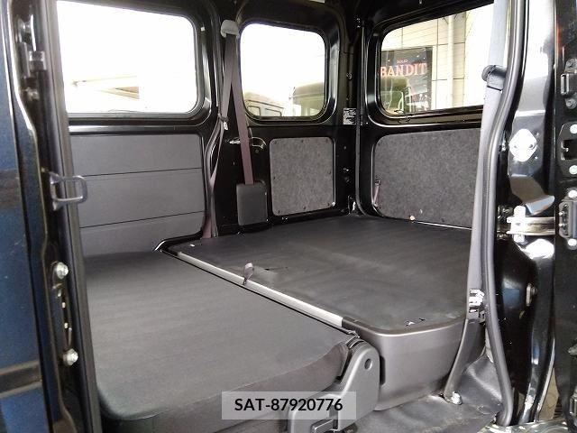 Daihatsu HIJET CARGO 2022-07 271868-13