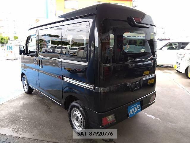 Daihatsu HIJET CARGO 2022-07 271868-5