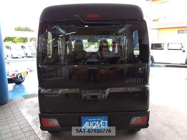 Daihatsu HIJET CARGO 2022-07 271868-1