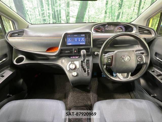 Toyota SIENTA 2017-06 230124-1