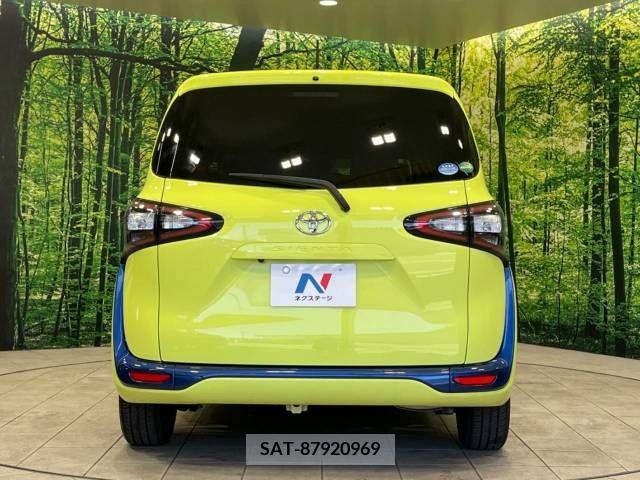 Toyota SIENTA 2017-06 230124-16
