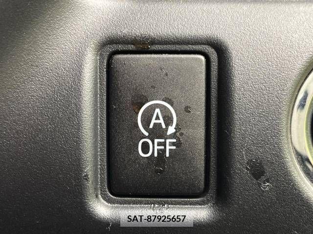 Toyota VOXY 2019-01 210766-5
