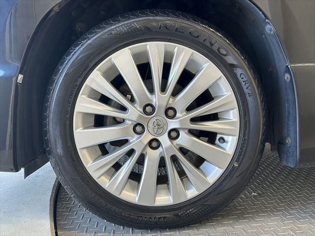 Toyota VELLFIRE 2012-02 196227-16