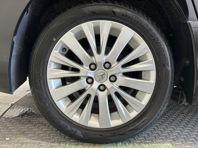 Toyota VELLFIRE 2012-02 196227-15