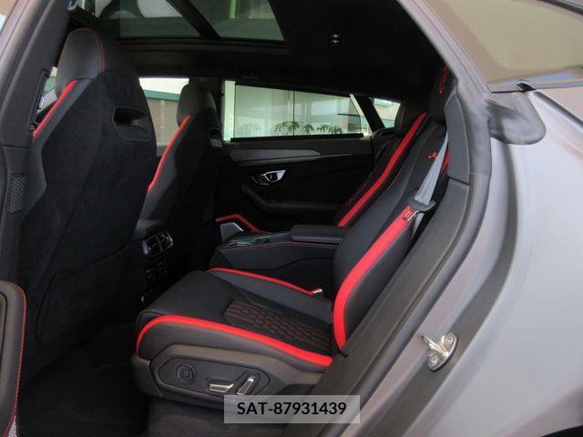 Lamborghini URUS 2024-01 245910-14