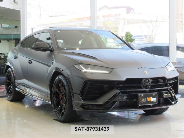 Lamborghini URUS 2024-01 245910-3
