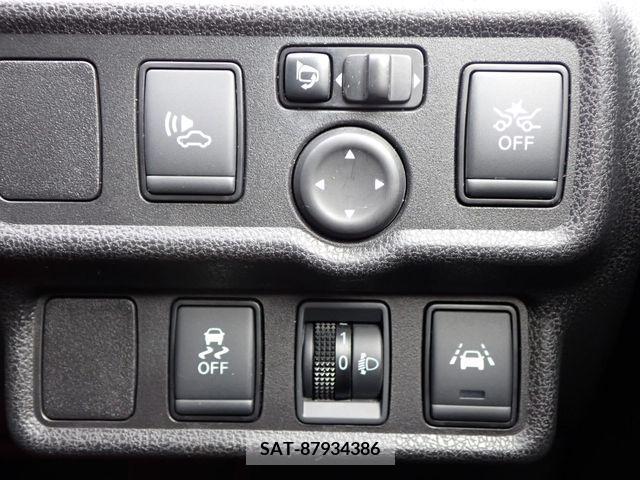 Nissan NOTE 2019-01 305443-8