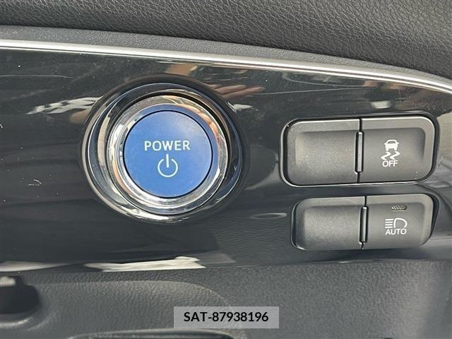 Toyota PRIUS 2017-08 282133-19