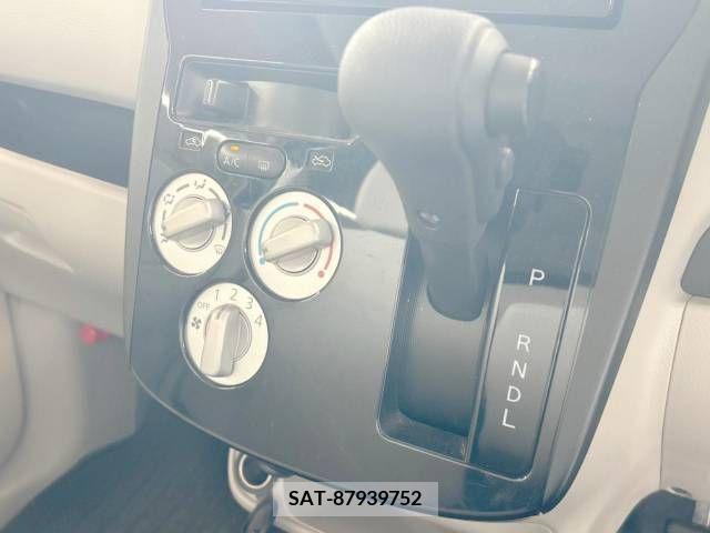 Nissan DAYZ 2017-12 323415-13