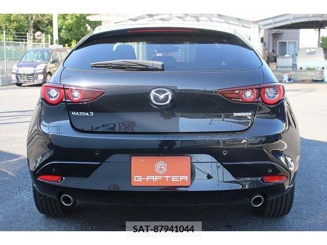 Mazda MAZDA3 2022-11 301046-9