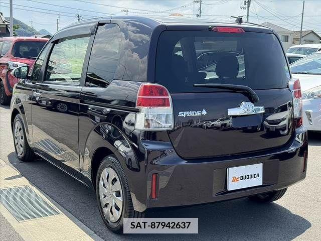 Toyota SPADE 2014-10 346584-12